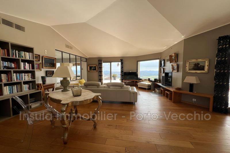 Maison - 179 m² - 4 pièces