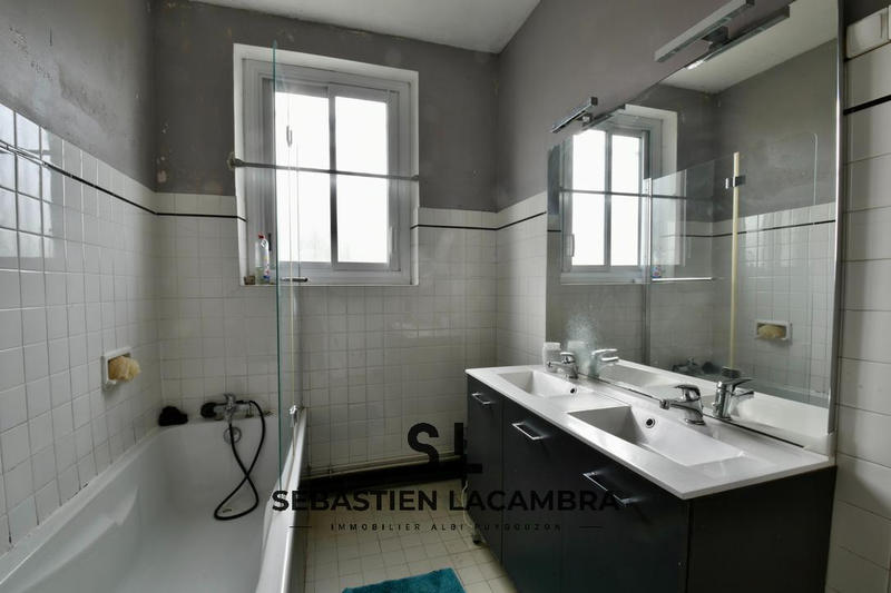 Maison - 158 m² - 6 pièces