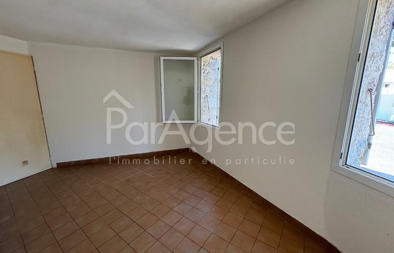 Maison - 169 m² - 9 pièces