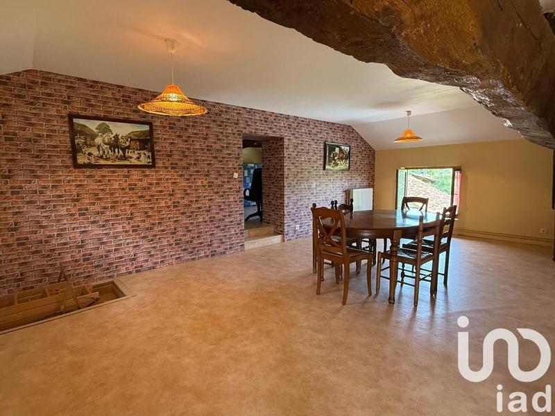 Maison - 208 m² - 5 pièces