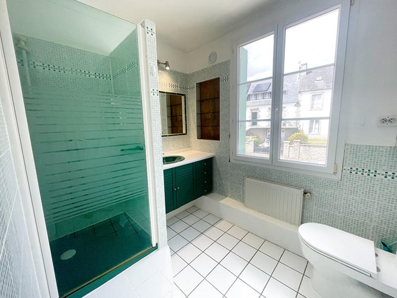 Maison - 85 m² - 5 pièces