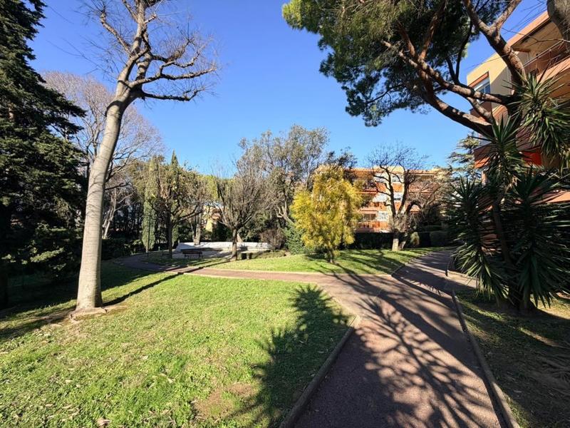 Appartement - 111 m² - 5 pièces