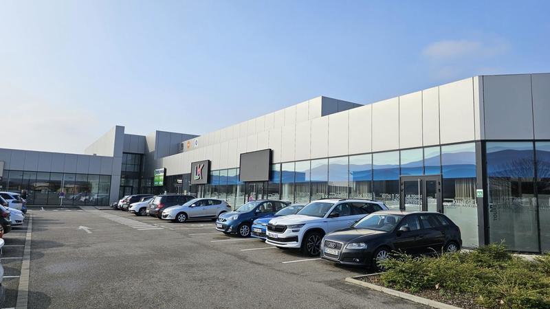 Appartement - 80 m² - 5 pièces