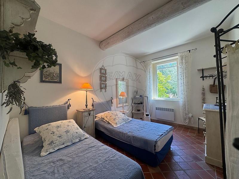 Maison - 102 m² - 6 pièces