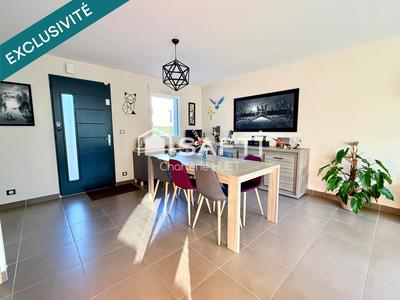 Maison - 92 m² - 4 pièces