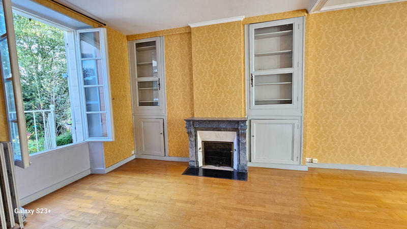 Maison - 195 m² - 9 pièces