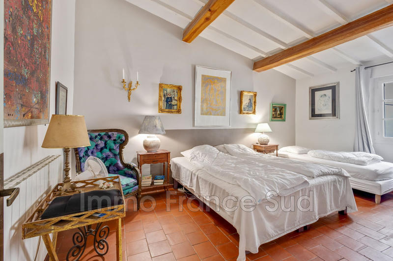 Maison de village - 190 m² - 8 pièces