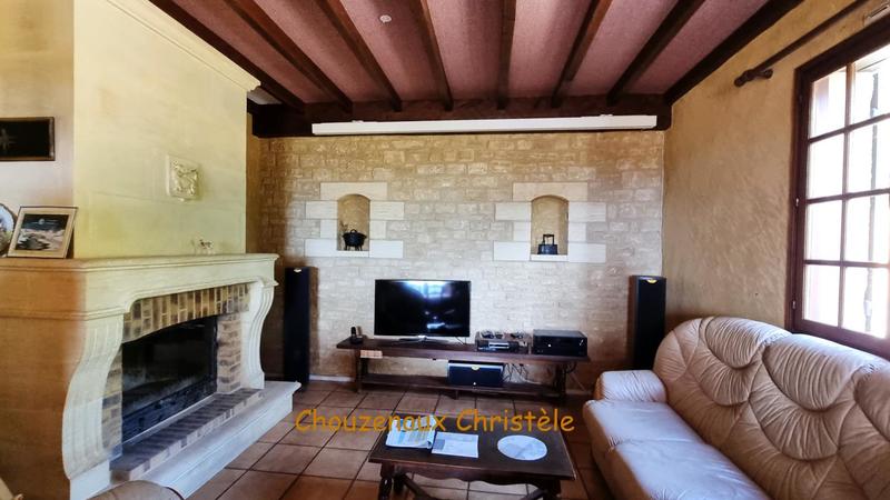 Maison - 250 m² - 8 pièces
