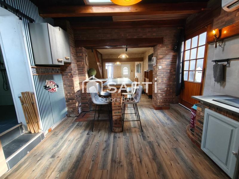 Maison - 98 m² - 4 pièces