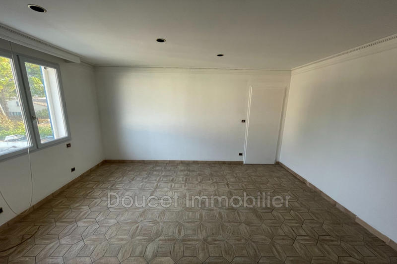 Villa - 226 m² - 11 pièces