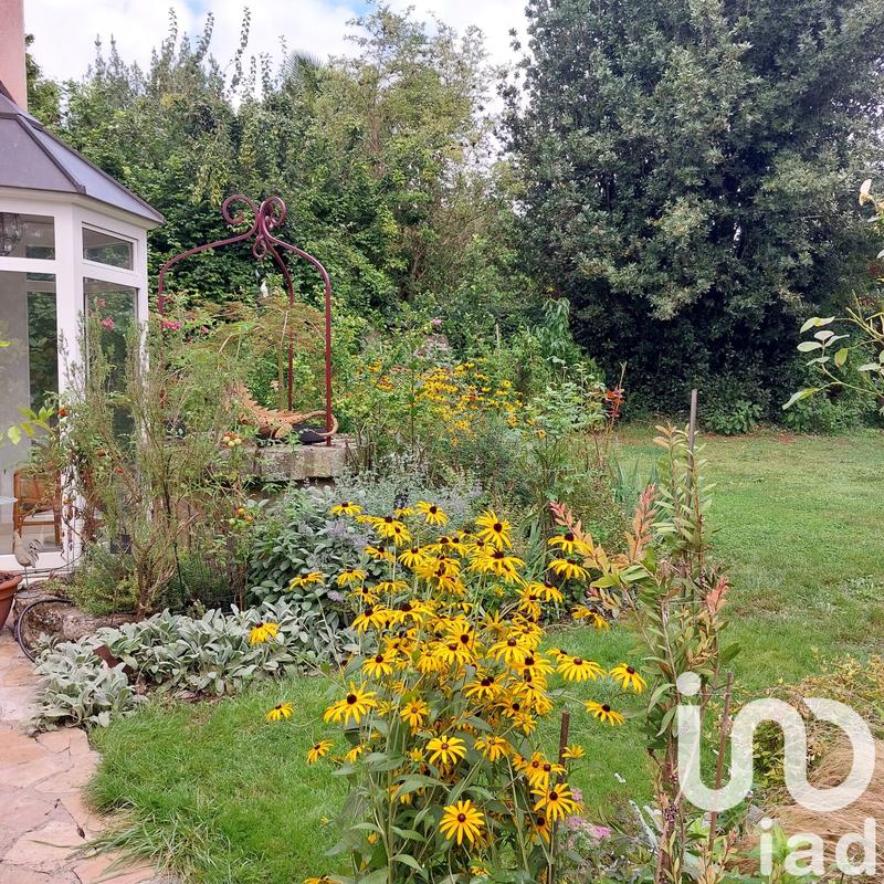 Maison - 215 m² - 8 pièces