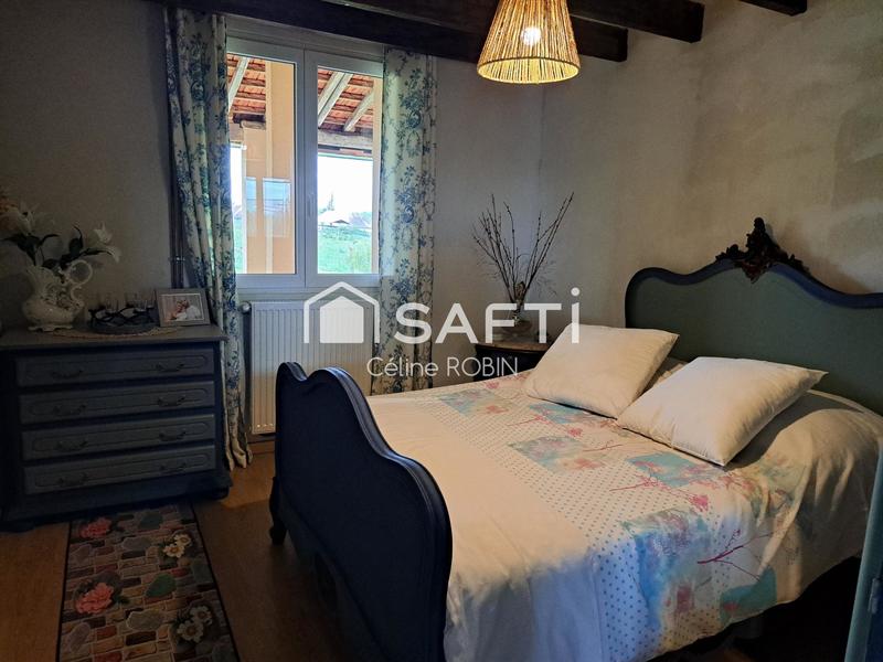 Maison - 250 m² - 10 pièces