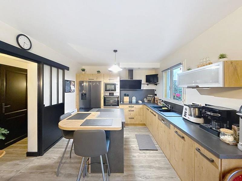 Maison - 120 m² - 6 pièces