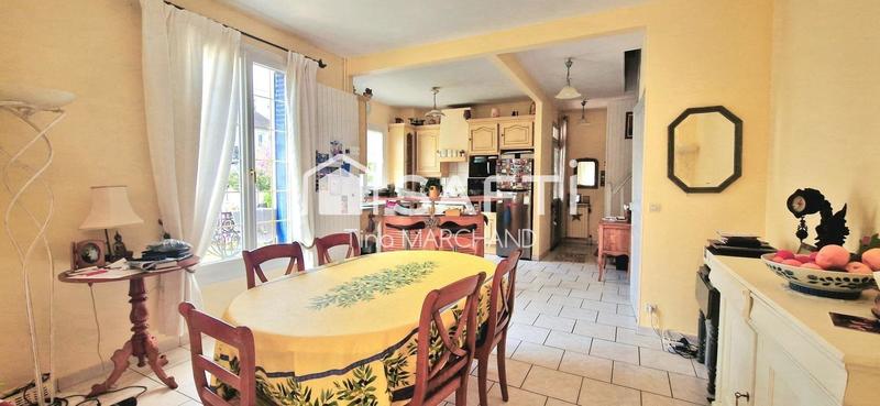 Maison - 103 m² - 6 pièces