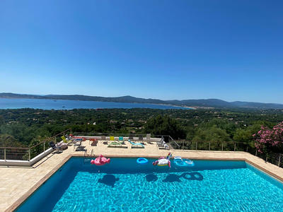 Villa - 400 m² - 8 pièces