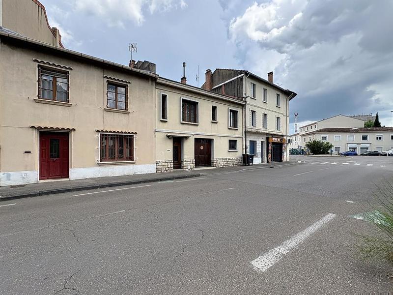 Maison - 81 m² - 4 pièces