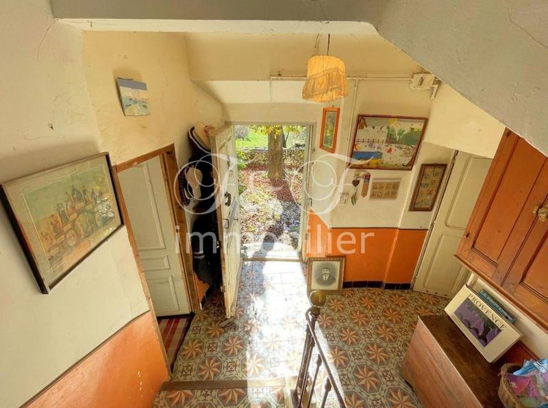 Propriété - 220 m² - 12 pièces