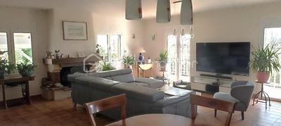 Maison de village - 152 m² - 8 pièces