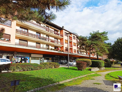 Local commercial - 170 m² - 4 pièces