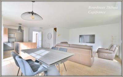 Maison - 98 m² - 5 pièces