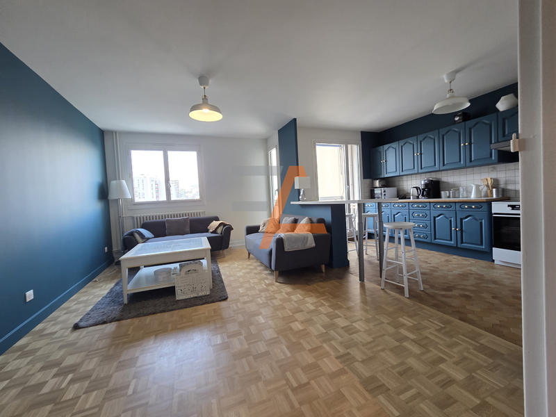 Appartement - 83 m² - 4 pièces