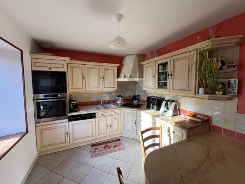 Maison - 180 m² - 6 pièces