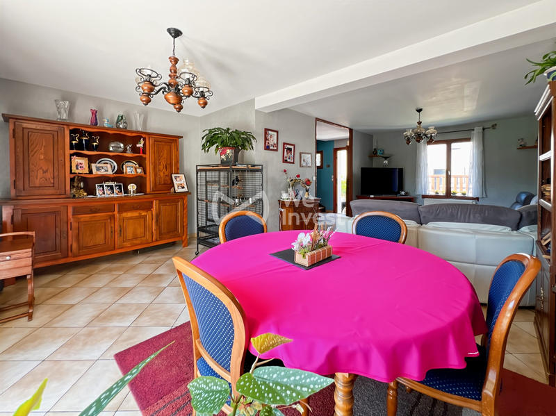 Maison - 101 m² - 6 pièces