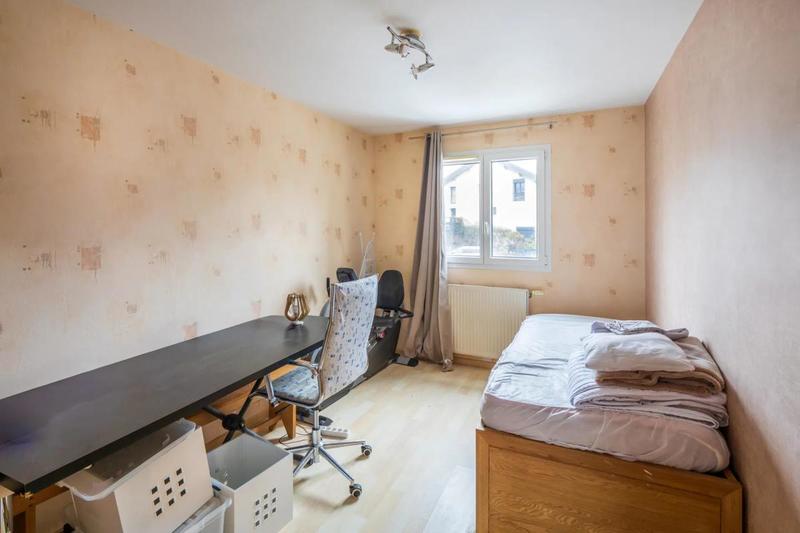 Appartement - 90 m² - 4 pièces