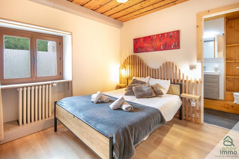 Maison chambre d'hôtes - 384 m² - 13 pièces