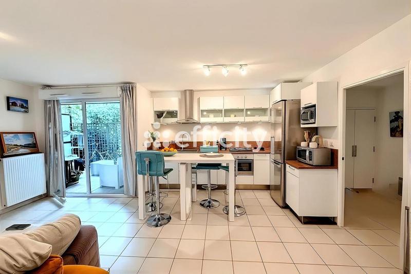 Appartement - 67 m² - 3 pièces