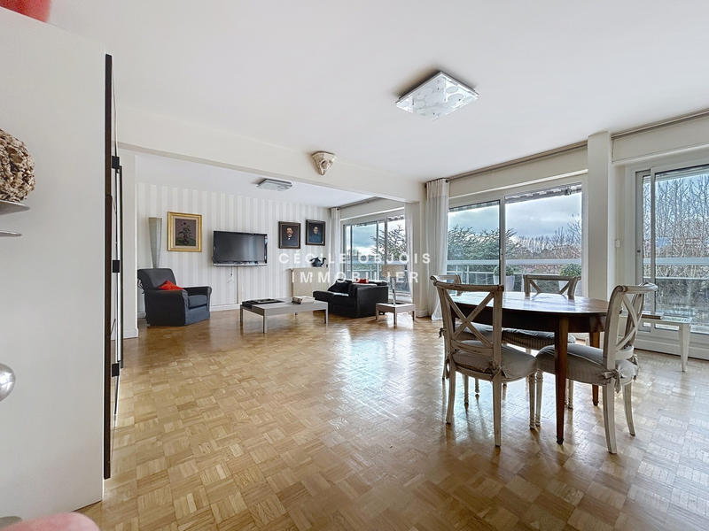 Duplex - 111 m² - 5 pièces