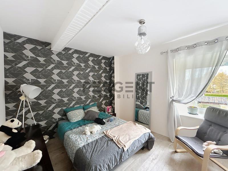 Maison - 147 m² - 5 pièces