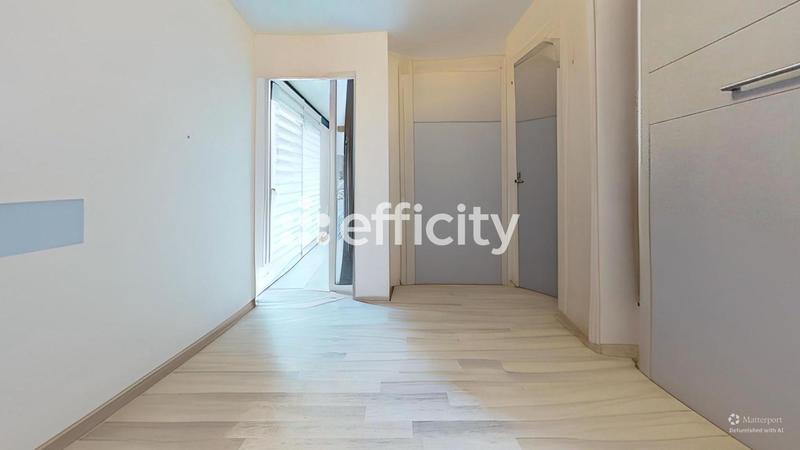 Appartement - 81 m² - 4 pièces