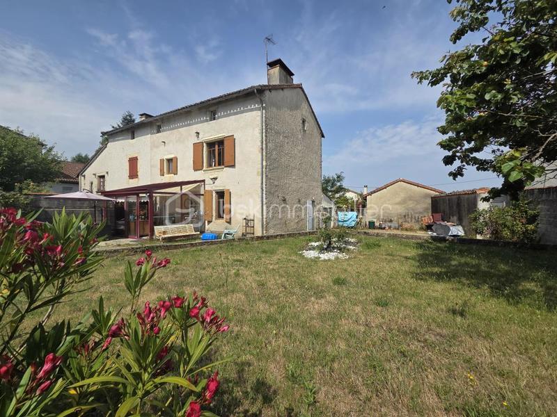 Maison ancienne - 100 m² - 3 pièces