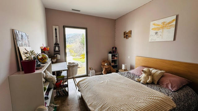 Villa - 157 m² - 8 pièces