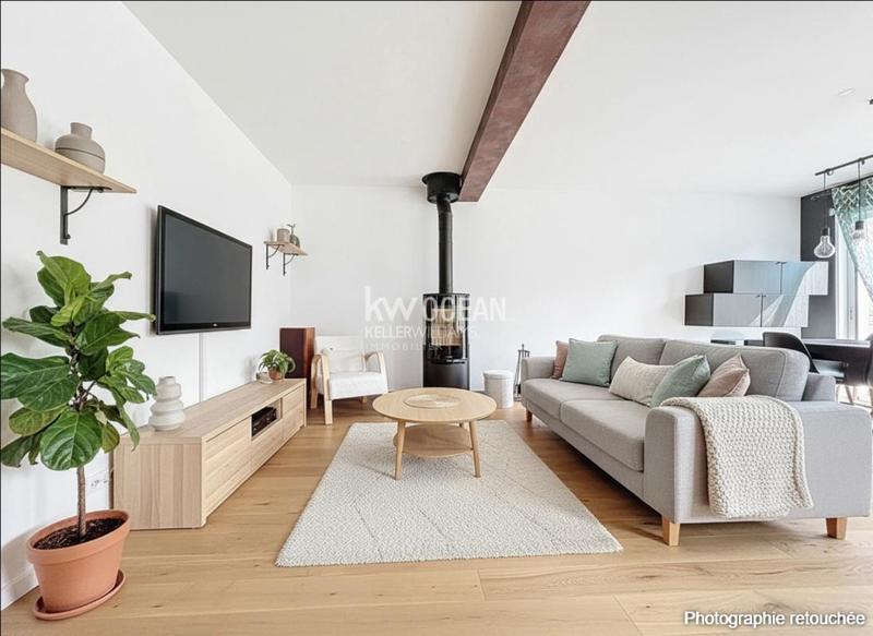 Maison - 95 m² - 5 pièces