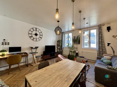 Appartement - 84 m² - 3 pièces