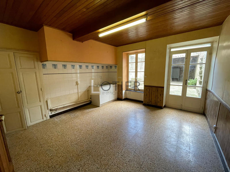 Maison de village - 112 m² - 5 pièces