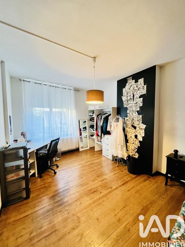 Maison - 140 m² - 5 pièces