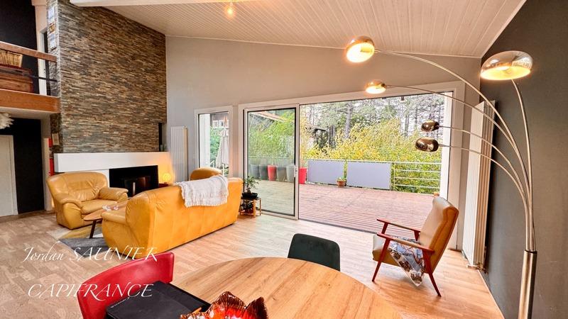 Maison d'architecte - 200 m² - 8 pièces