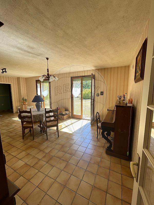 Maison - 152 m² - 6 pièces