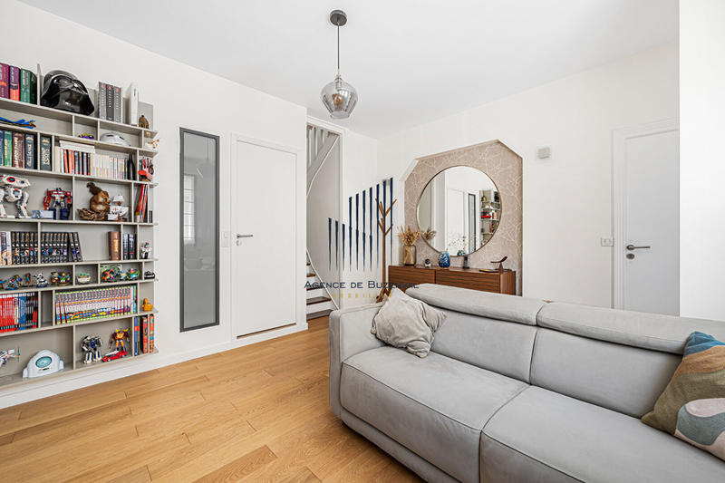 Maison - 98 m² - 5 pièces