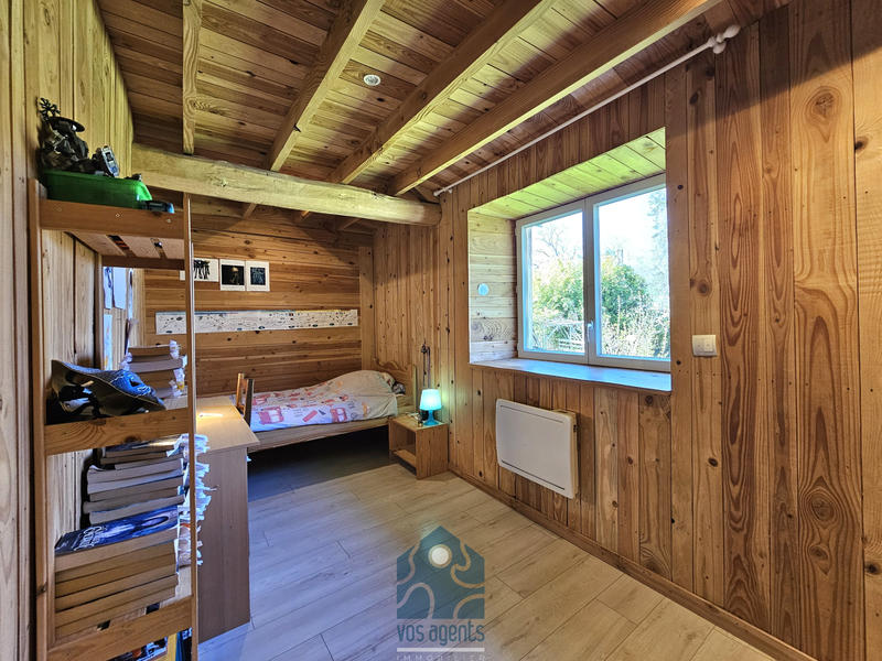 Maison - 258 m² - 9 pièces