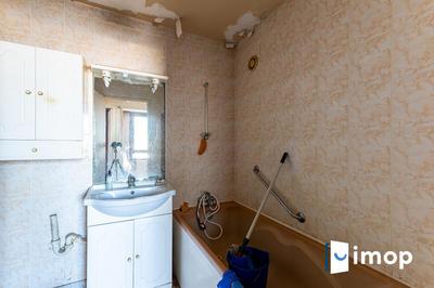 Appartement - 84 m² - 4 pièces