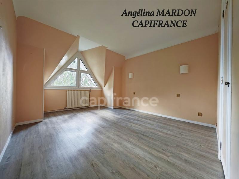 Maison - 169 m² - 6 pièces