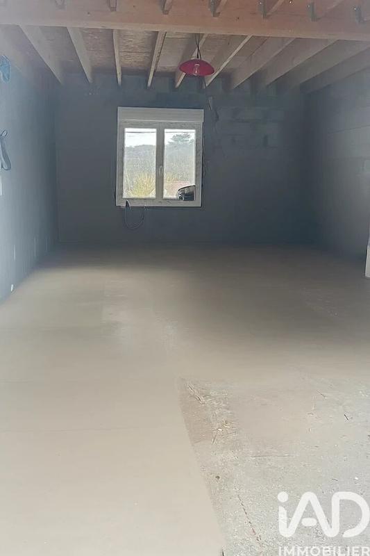 Maison - 83 m² - 5 pièces