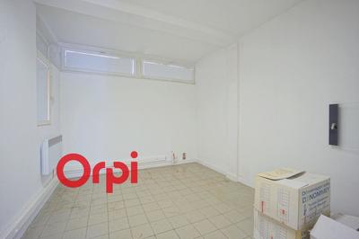 Divers - 95 m² - 4 pièces