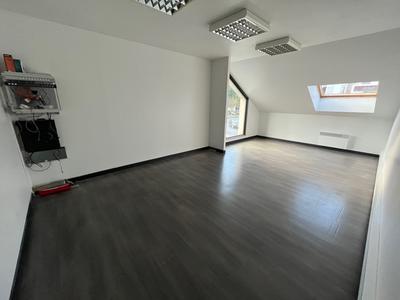 Local commercial - 274 m² - 6 pièces