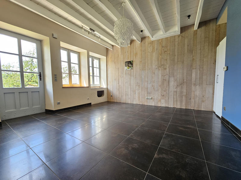 Maison - 210 m² - 9 pièces