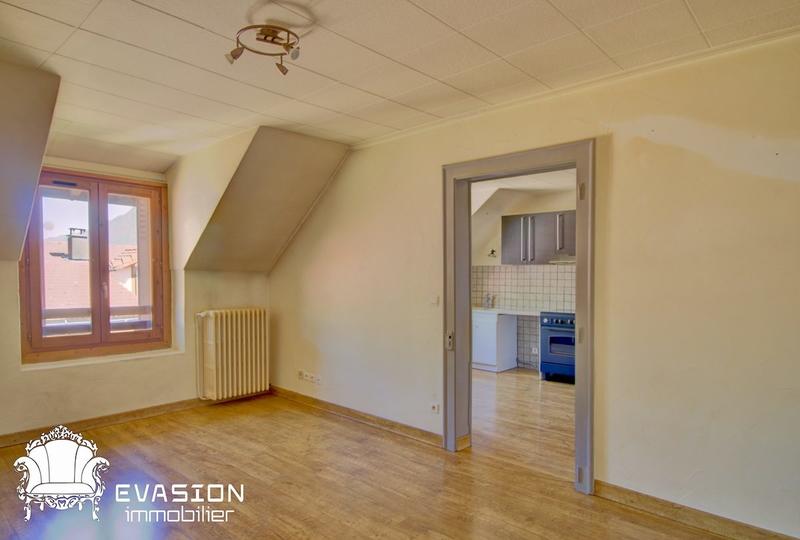 Appartement - 90 m² - 4 pièces